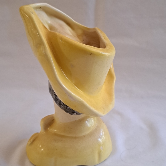 Large Glamor Girl Vase - Picture 7 of 9